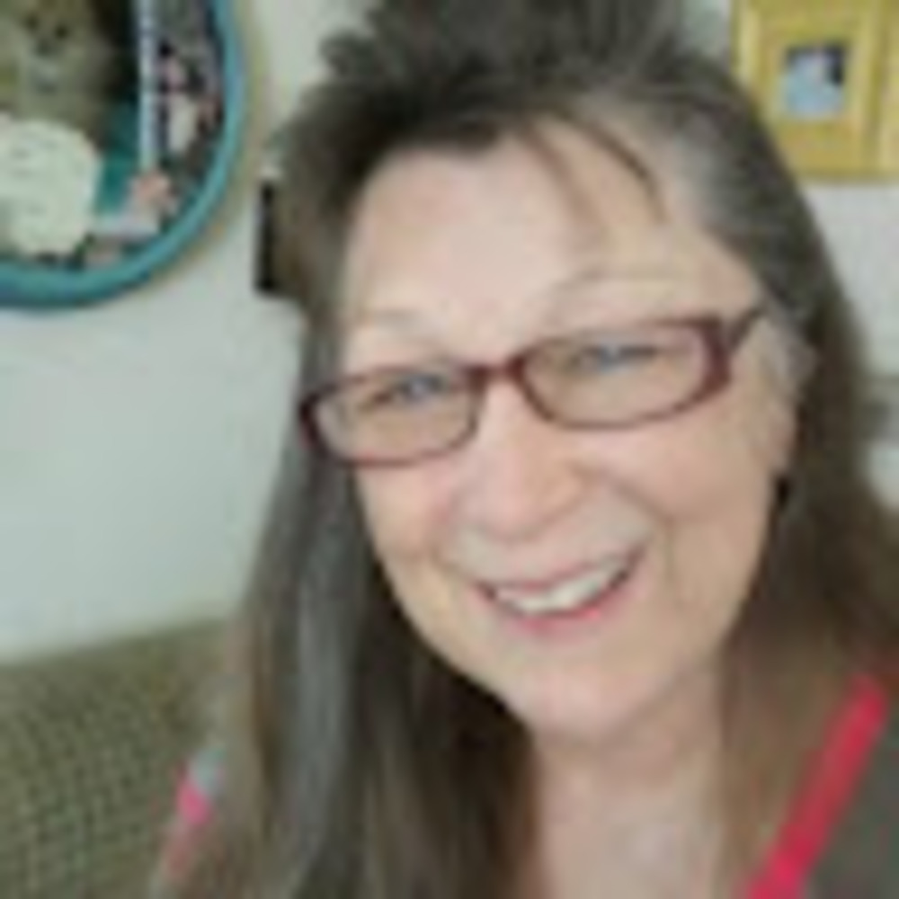 Meet your Posher, Debbie